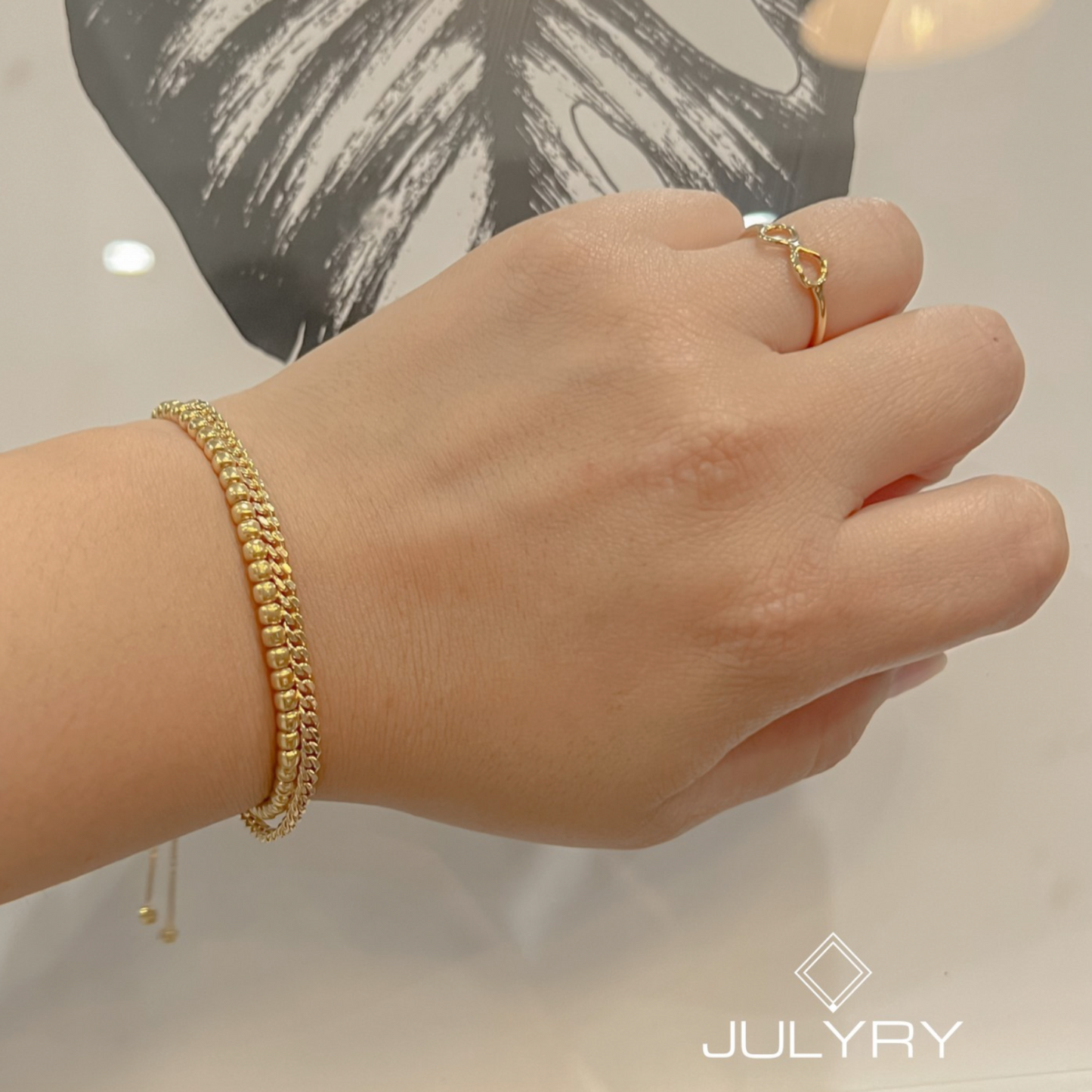 Anillo minimalista infinito en plata 925/950 enchapado en oro de 18k