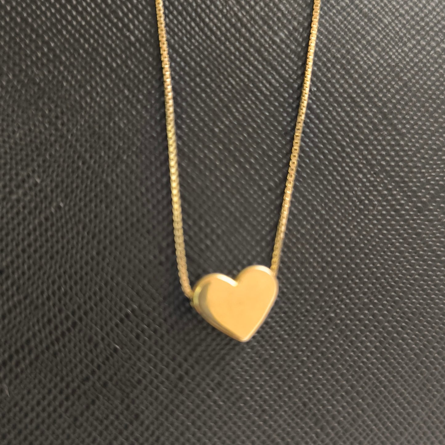 Collar corazón XS en oro de 18k