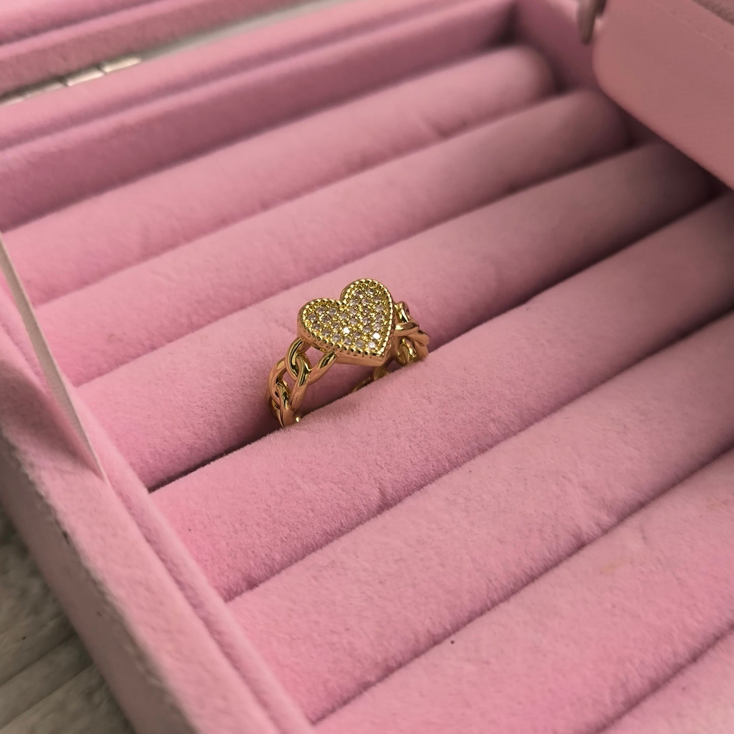 Anillo corazón brillante en acero inoxidable