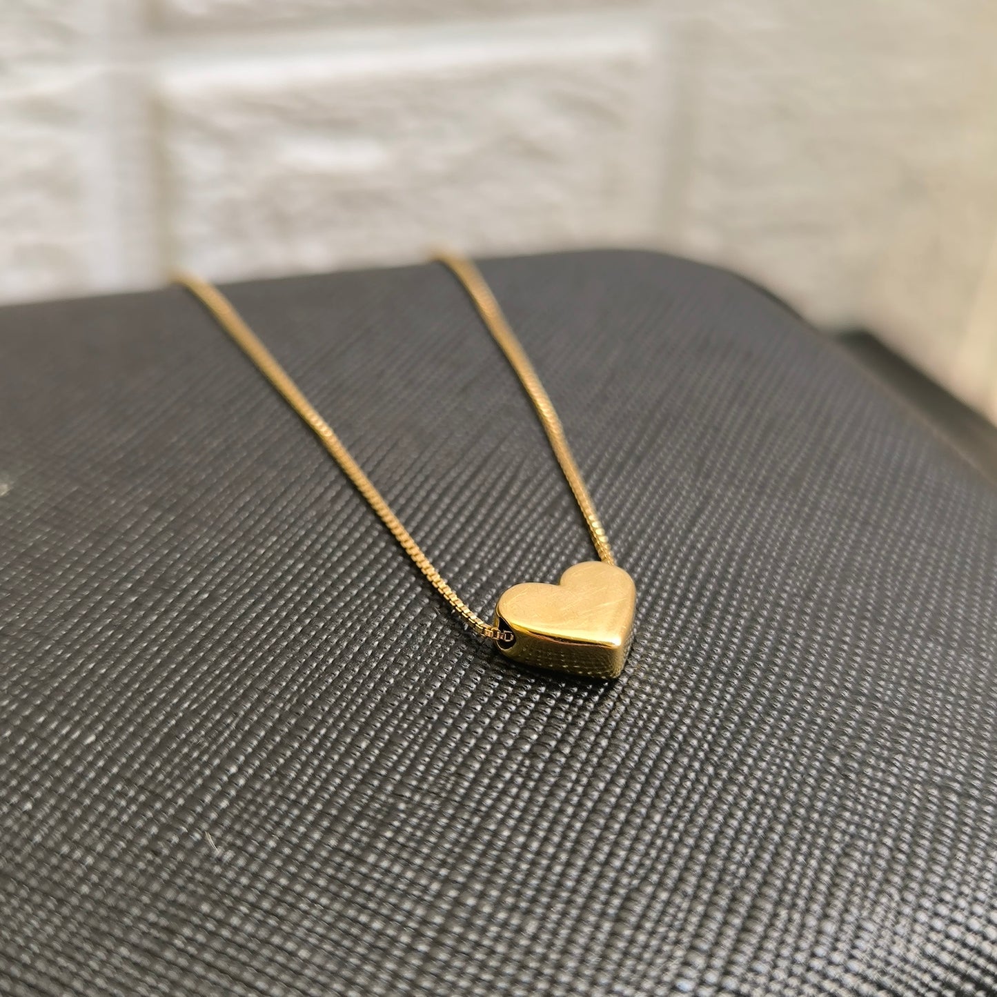 Collar corazón XS en oro de 18k
