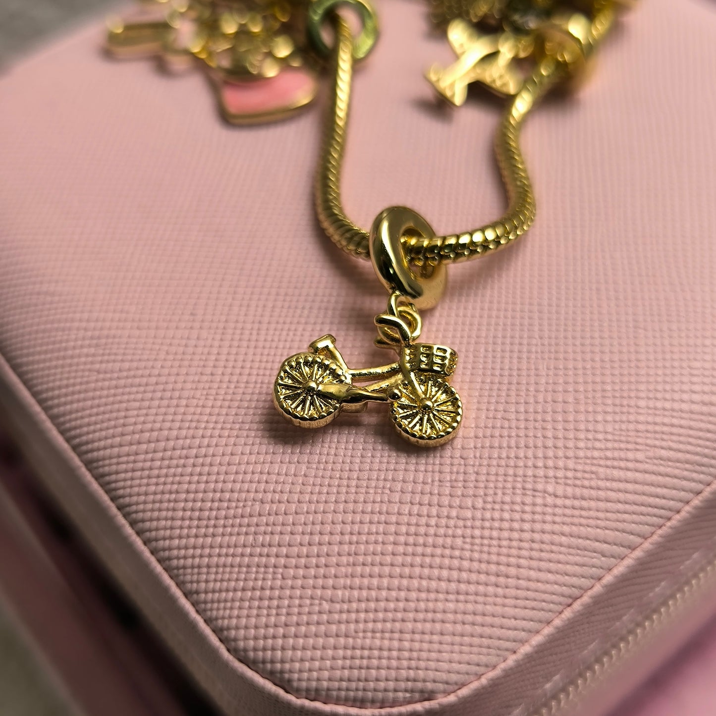 Dijes/charms variados en acero inoxidable