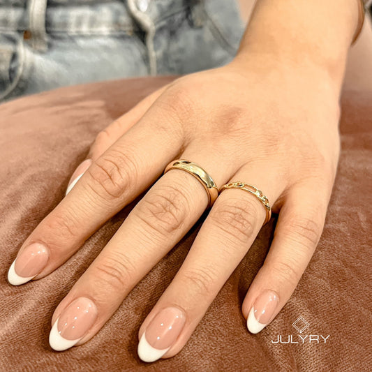 Anillo Aria Media Caña en Oro de 18K