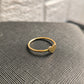 Anillo de corazón plano en oro de 18k