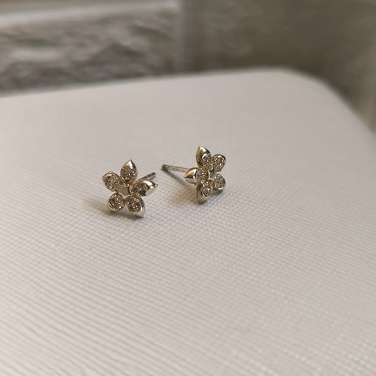 Aretes flores en plata 925/950